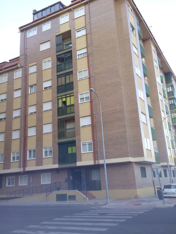 Apartamento Dh Самора Экстерьер фото